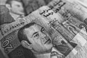 20代のレチノールを使った目元ケアでしっかり予防する方法は？