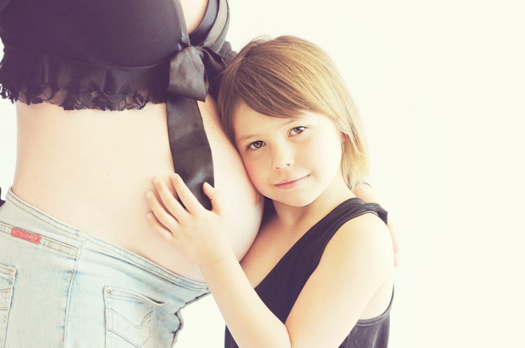 レチノールを妊娠中に目元に使用しても安全ですか？