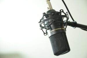 正しい使い方でシミを改善する機器はどれですか？