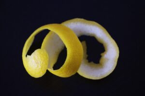 レチノールを使用した後の皮むけの原因と対策は？