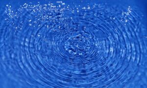 目元にレチノールとEMSを併用することで得られる効果は？