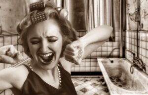 目元の表情を豊かにする筋トレとは？